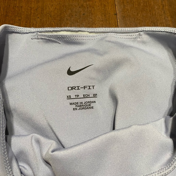 Nike Woman’s Lavender Active Leggings - Picture 5 of 5